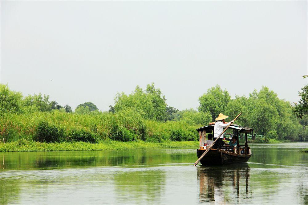Sheraton Grand Hangzhou Wetland Park Resort Exterior foto
